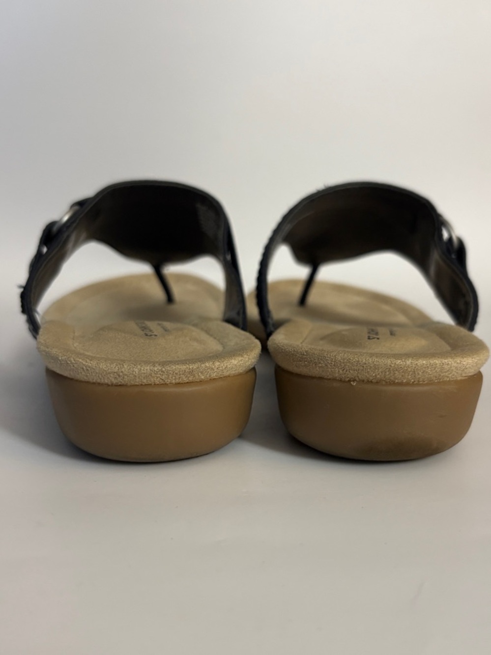 St. John's Bay Navy Women’s Thong Sandals with Tan Footbed and Buckle - Picture 3 of 8